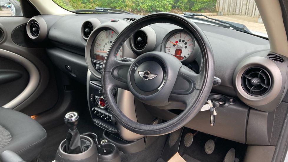 MINI Countryman 1.6 One D 5dr Diesel Hatchback - Image 11