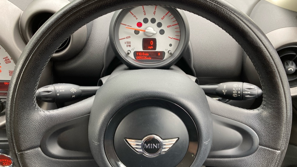 MINI Countryman 1.6 One D 5dr Diesel Hatchback - Image 21
