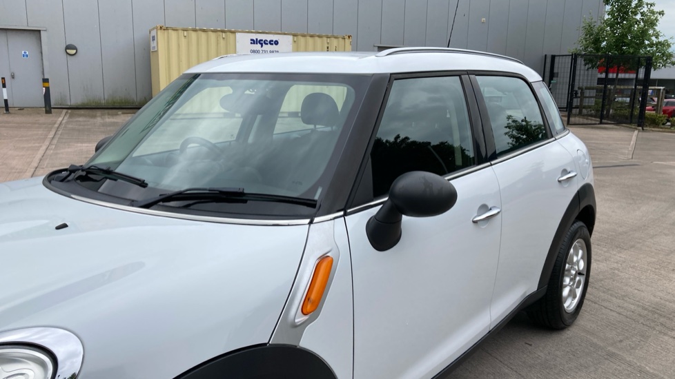 MINI Countryman 1.6 One D 5dr Diesel Hatchback - Image 34