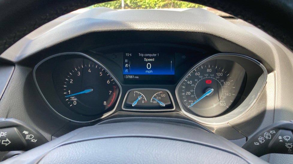 Ford Focus 1.0 EcoBoost 140 ST-Line Navigation 5dr Petrol Hatchback - Image 18