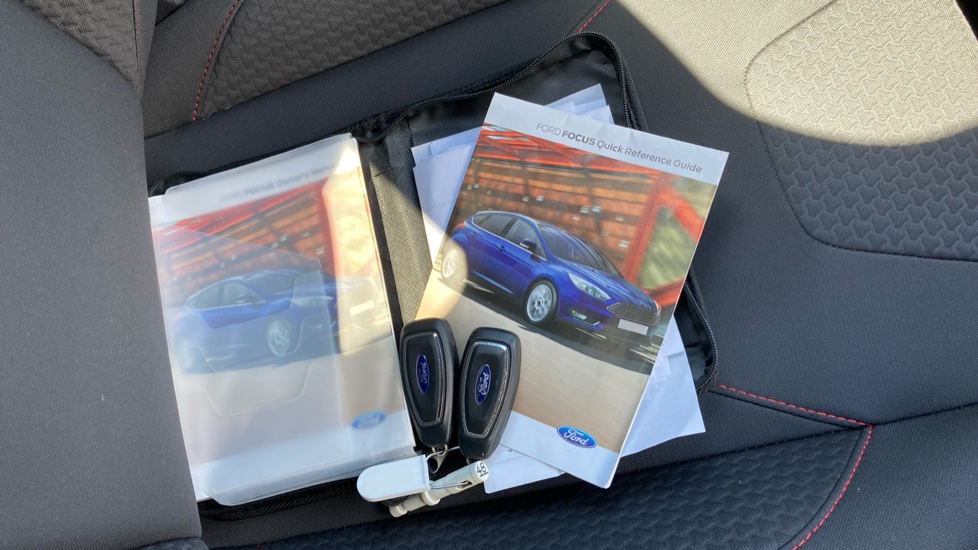 Ford Focus 1.0 EcoBoost 140 ST-Line Navigation 5dr Petrol Hatchback - Image 19