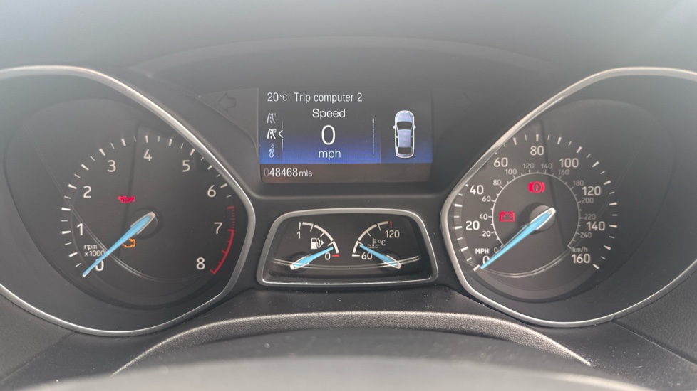 Ford Focus 1.0 EcoBoost Zetec 5dr Petrol Hatchback - Image 18