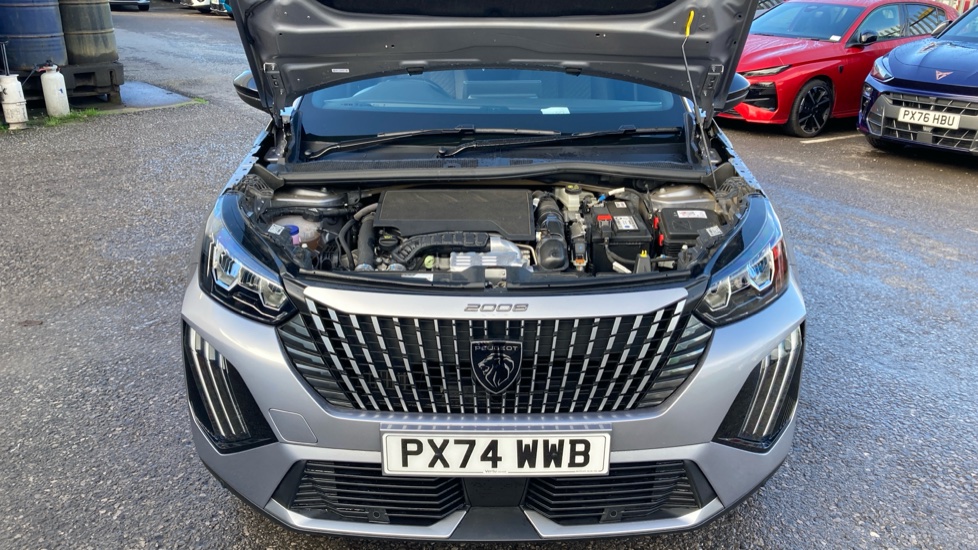 Peugeot 2008 1.2 PureTech 130 Allure 5dr EAT8 Petrol Estate - Image 8