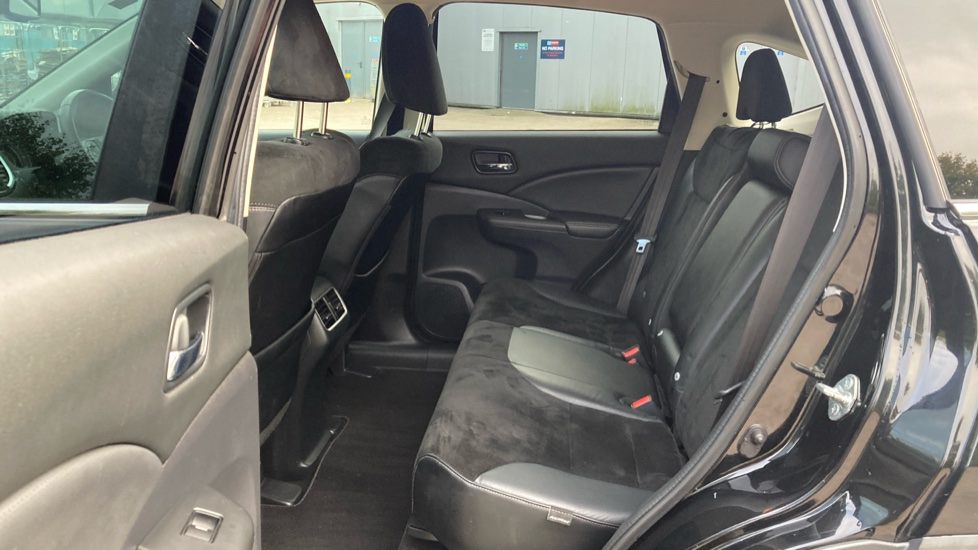 Honda CR-V 1.6 i-DTEC 160 SR 5dr Diesel Estate - Image 16