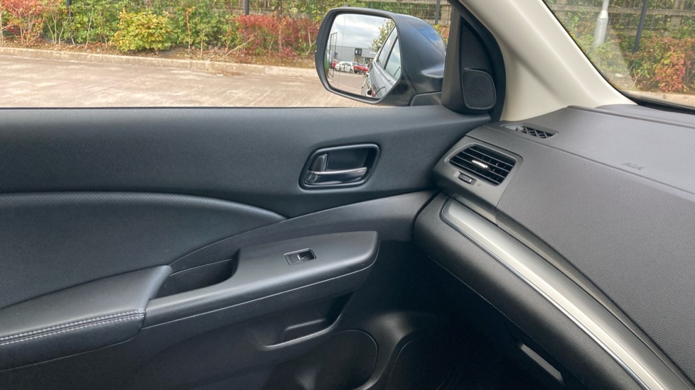 Honda CR-V 1.6 i-DTEC 160 SR 5dr Diesel Estate - Image 26
