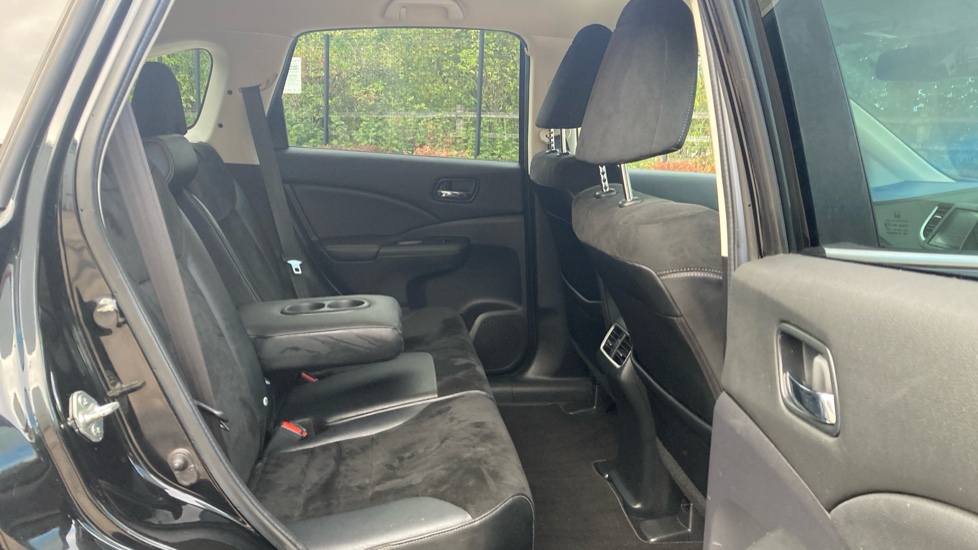 Honda CR-V 1.6 i-DTEC 160 SR 5dr Diesel Estate - Image 31