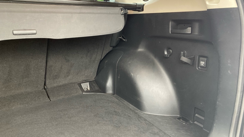 Honda CR-V 1.6 i-DTEC 160 SR 5dr Diesel Estate - Image 33