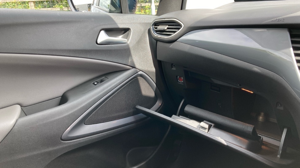 Vauxhall Crossland X 1.2 [83] Elite Nav 5dr Petrol Hatchback - Image 25