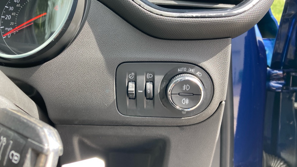 Vauxhall Crossland X 1.2 [83] Elite Nav 5dr Petrol Hatchback - Image 27
