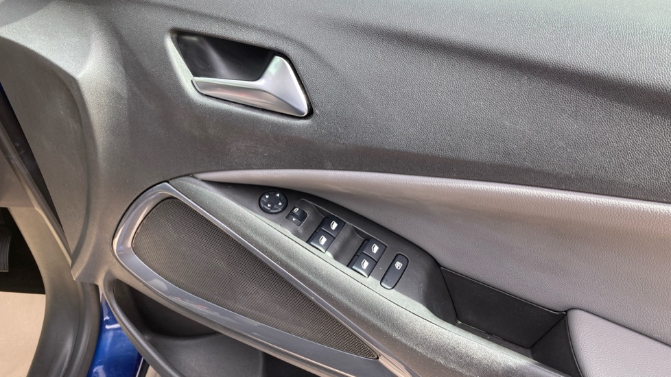 Vauxhall Crossland X 1.2 [83] Elite Nav 5dr Petrol Hatchback - Image 28