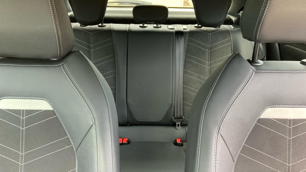 Vauxhall Mokka 100kW Ultimate 50kWh 5dr Auto Electric Hatchback - Image 15