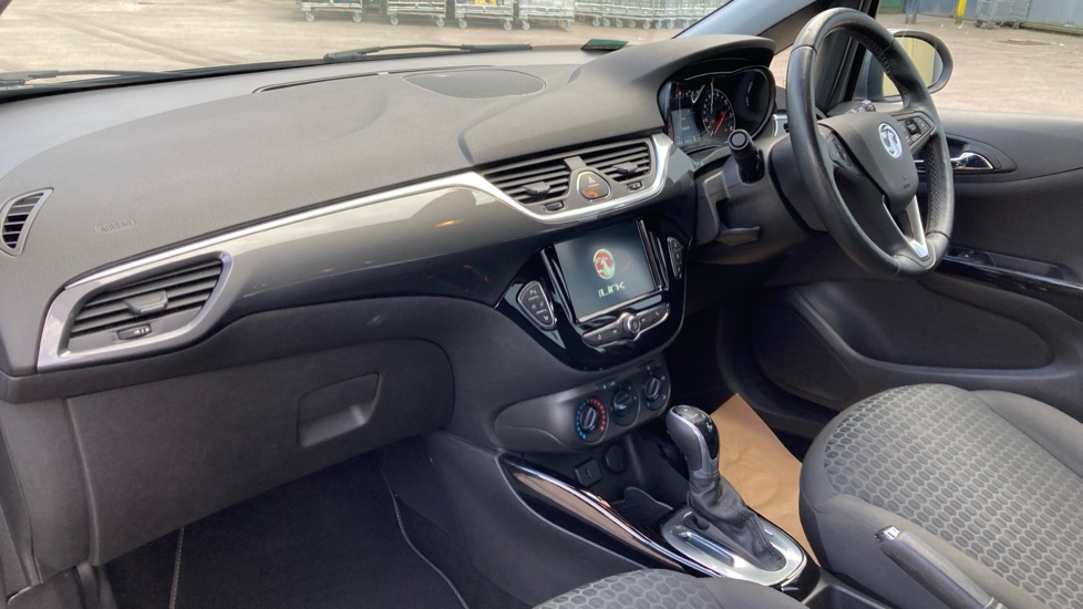 Vauxhall Corsa 1.4 SE Nav 5dr Auto Petrol Hatchback - Image 9