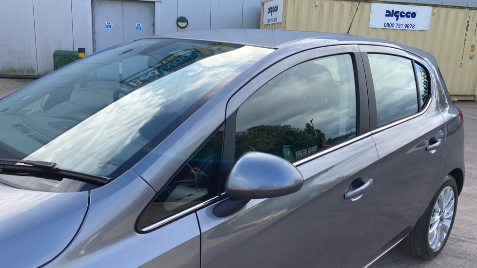 Vauxhall Corsa 1.4 SE Nav 5dr Auto Petrol Hatchback - Image 29