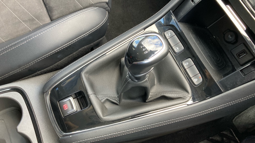 Vauxhall Grandland 1.2 Turbo Ultimate 5dr Petrol Hatchback - Image 13