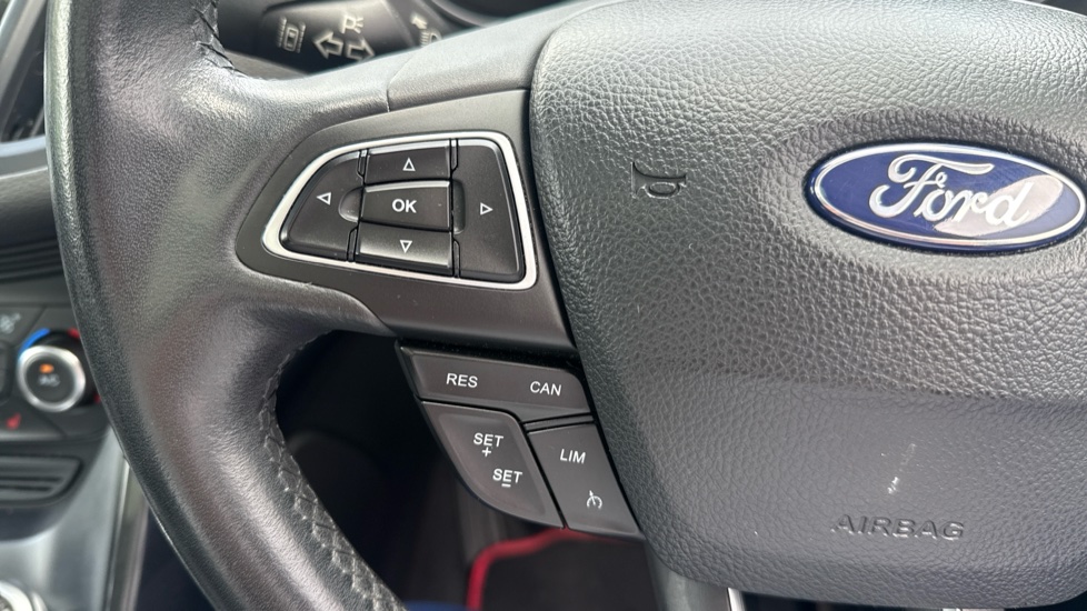 Ford Kuga 1.5 EcoBoost ST-Line X 5dr 2WD Petrol Estate - Image 21