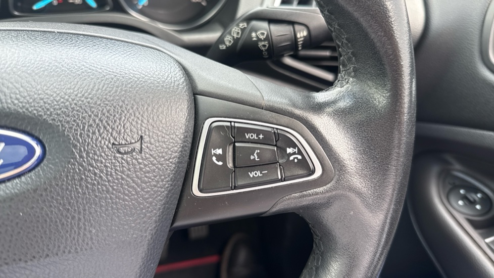 Ford Kuga 1.5 EcoBoost ST-Line X 5dr 2WD Petrol Estate - Image 22