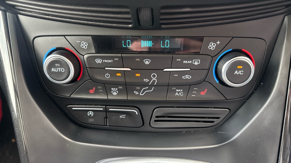 Ford Kuga 1.5 EcoBoost ST-Line X 5dr 2WD Petrol Estate - Image 29