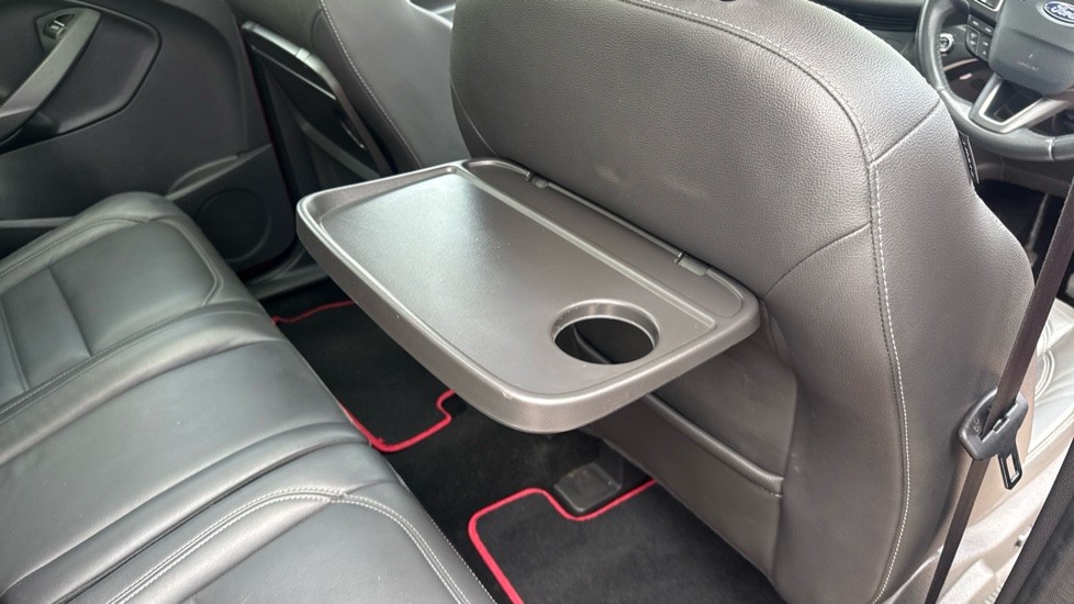 Ford Kuga 1.5 EcoBoost ST-Line X 5dr 2WD Petrol Estate - Image 32