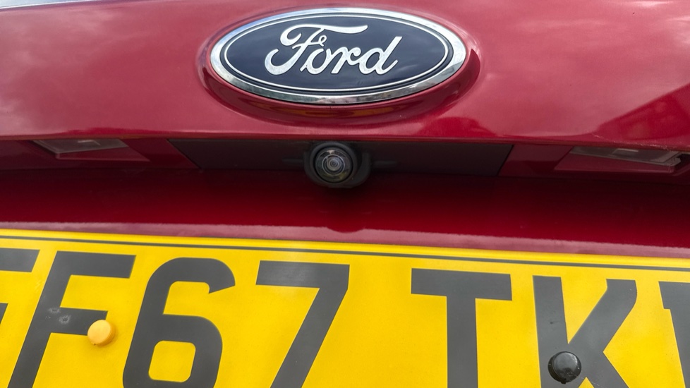 Ford Kuga 1.5 EcoBoost ST-Line X 5dr 2WD Petrol Estate - Image 35
