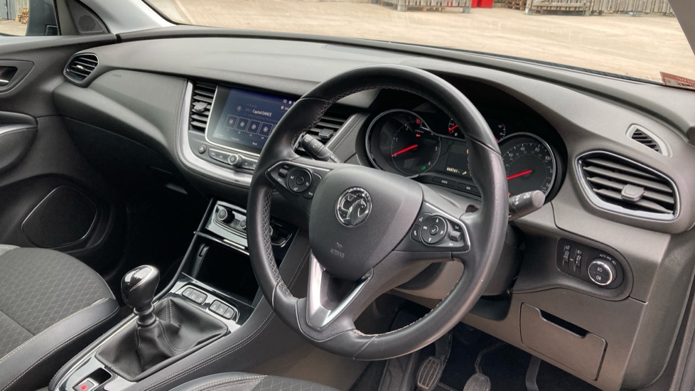 Vauxhall Grandland X 1.5 Turbo D Sport Nav 5dr Diesel Hatchback - Image 11