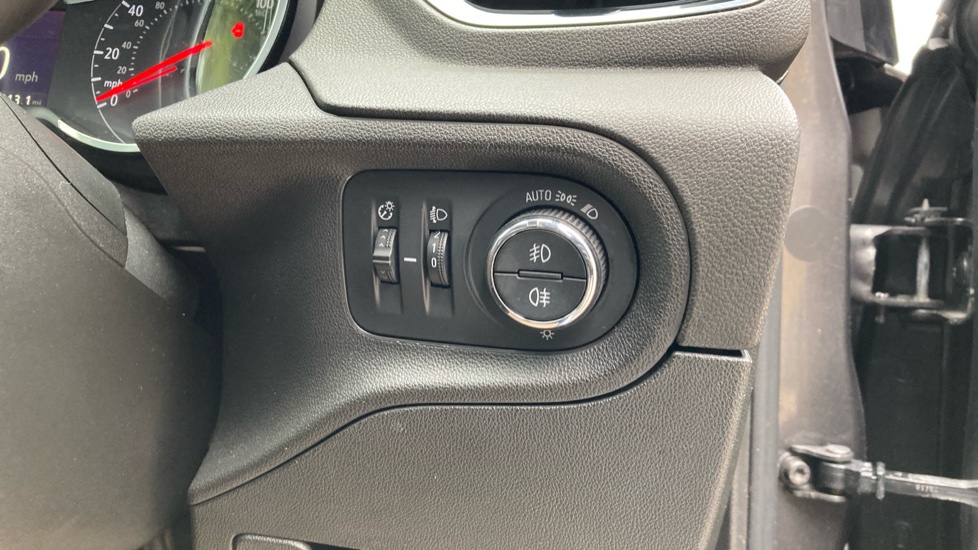 Vauxhall Grandland X 1.5 Turbo D Sport Nav 5dr Diesel Hatchback - Image 26