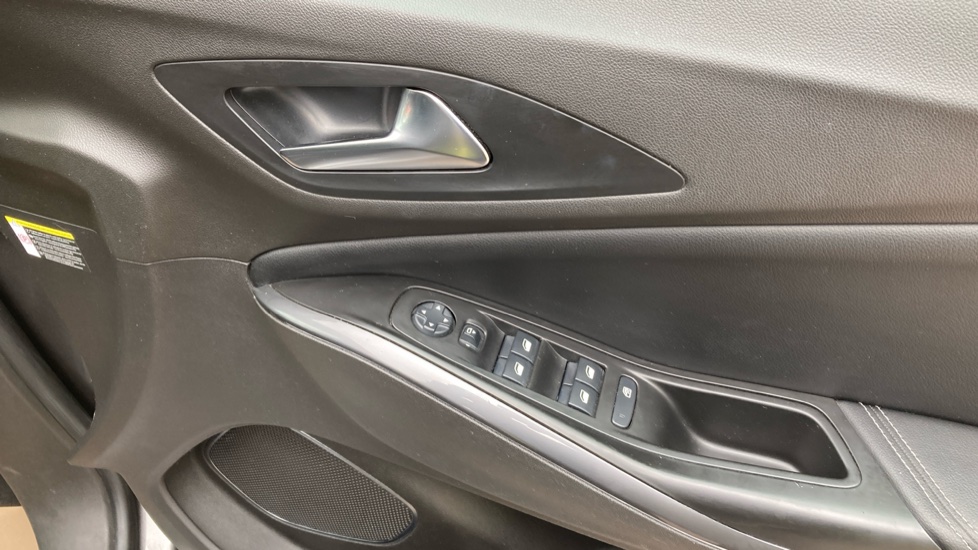 Vauxhall Grandland X 1.5 Turbo D Sport Nav 5dr Diesel Hatchback - Image 28