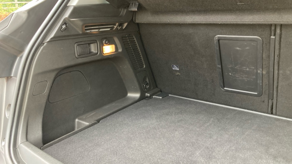 Vauxhall Grandland X 1.5 Turbo D Sport Nav 5dr Diesel Hatchback - Image 31