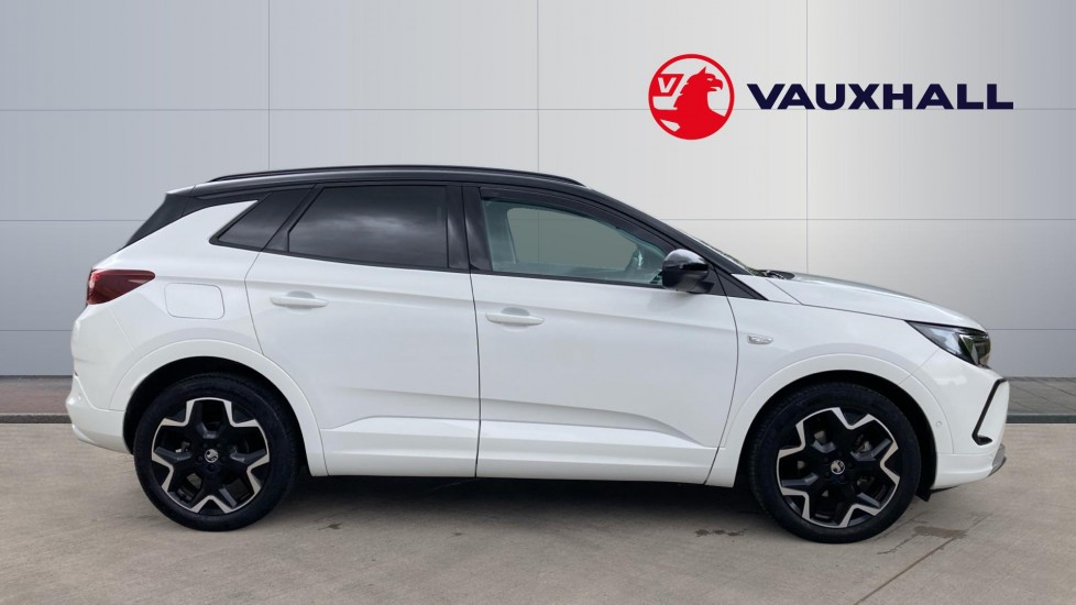 Vauxhall Grandland 1.2 Turbo Ultimate 5dr Petrol Hatchback - Image 5