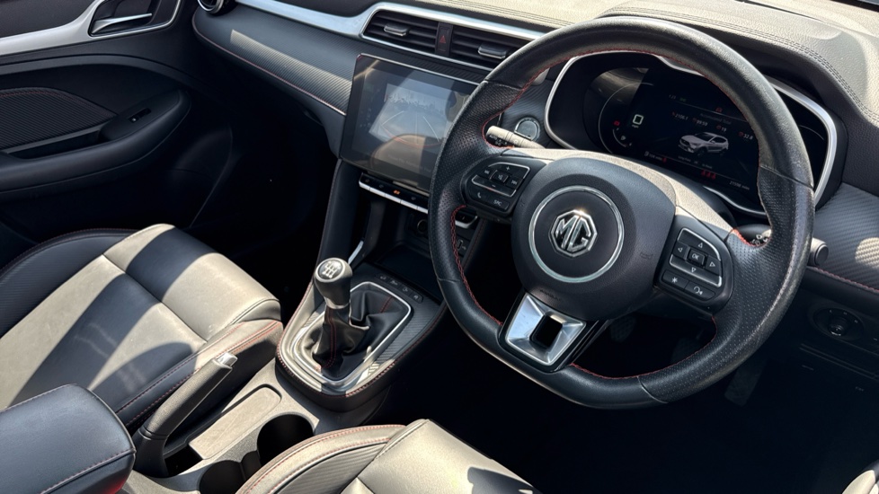 MG ZS 1.0T GDi Exclusive 5dr Petrol Hatchback - Image 11