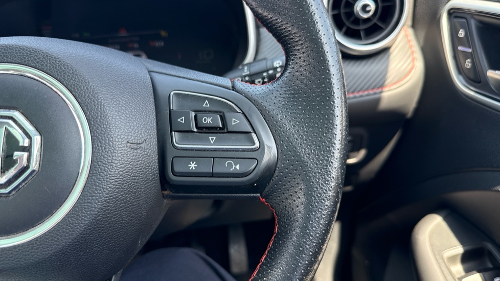 MG ZS 1.0T GDi Exclusive 5dr Petrol Hatchback - Image 25