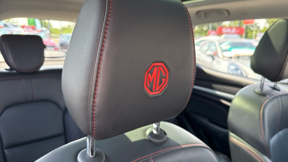 MG ZS 1.0T GDi Exclusive 5dr Petrol Hatchback - Image 28