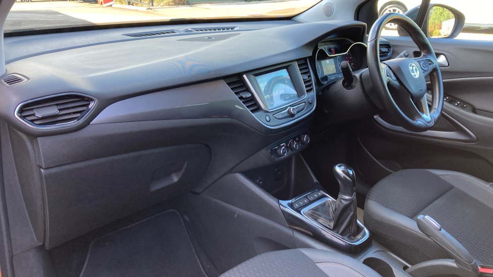Vauxhall Crossland X 1.6 Turbo D ecoTec Elite 5dr [Start Stop] Diesel Hatchback - Image 9