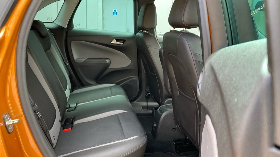 Vauxhall Crossland X 1.6 Turbo D ecoTec Elite 5dr [Start Stop] Diesel Hatchback - Image 30