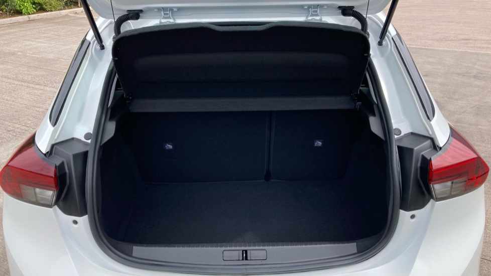 Vauxhall Corsa 1.2 Design 5dr Petrol Hatchback - Image 4