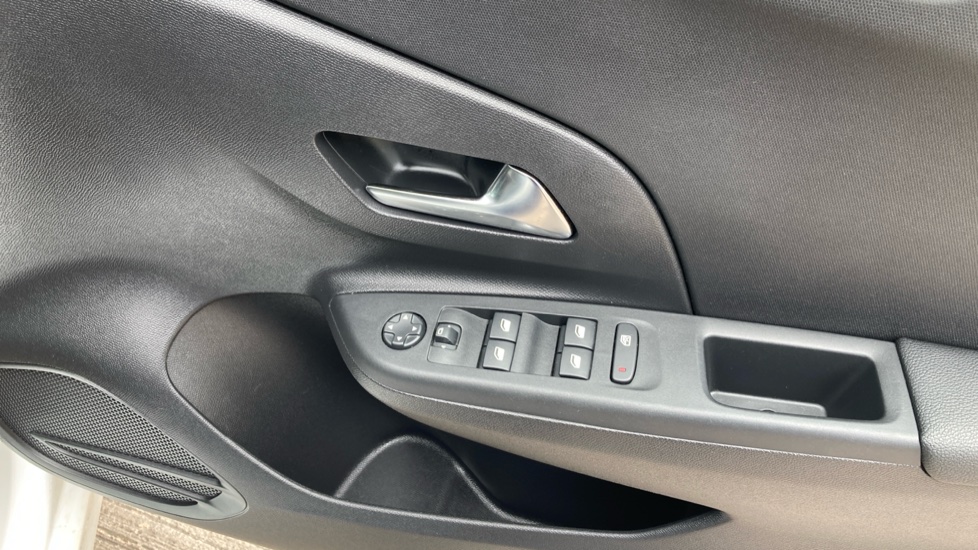 Vauxhall Corsa 1.2 Design 5dr Petrol Hatchback - Image 28