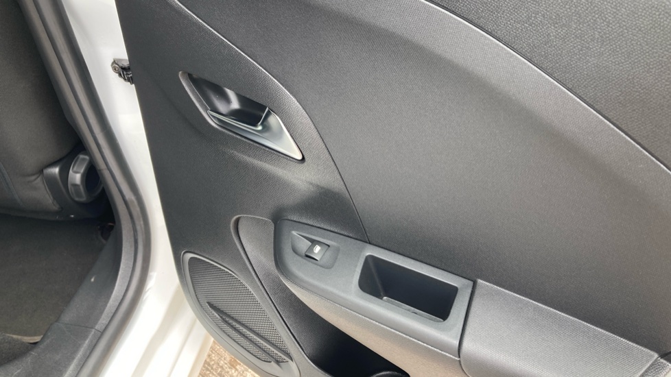 Vauxhall Corsa 1.2 Design 5dr Petrol Hatchback - Image 30