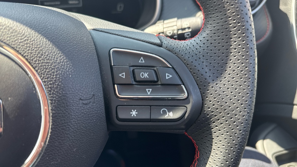 MG ZS 115kW SE EV Long Range 73kWh 5dr Auto Electric Hatchback - Image 22