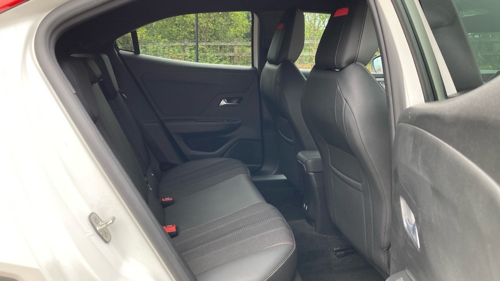 Vauxhall Mokka 1.2 Turbo SRi Premium 5dr Petrol Hatchback - Image 33