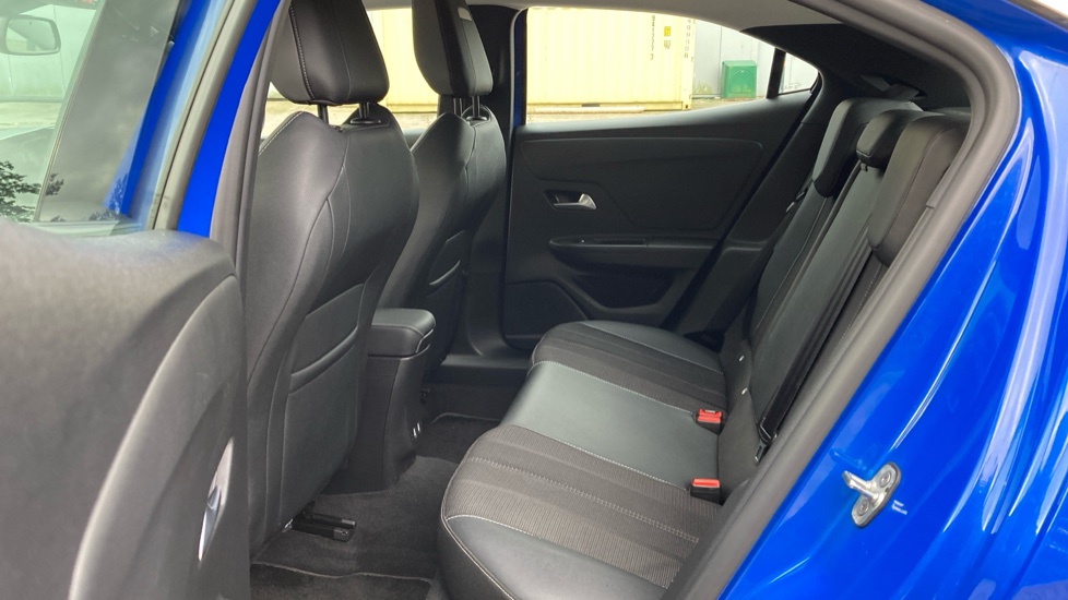 Vauxhall Mokka 1.2 Turbo 100 Elite Nav 5dr Petrol Hatchback - Image 16