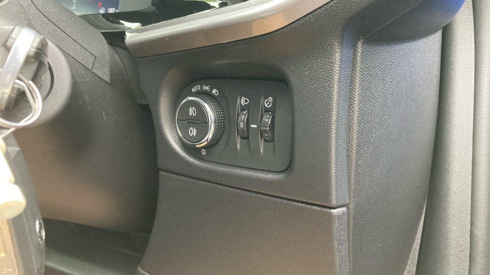Vauxhall Mokka 1.2 Turbo 100 Elite Nav 5dr Petrol Hatchback - Image 30