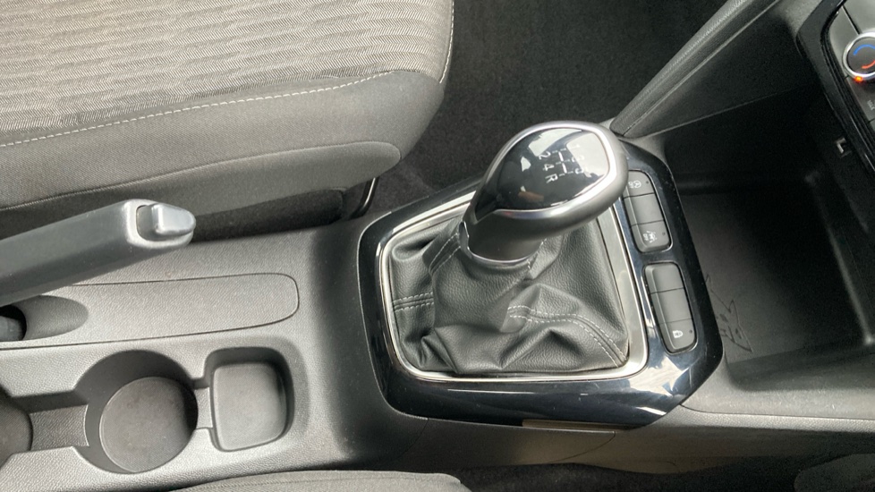 Vauxhall Corsa 1.2 Design 5dr Petrol Hatchback - Image 24