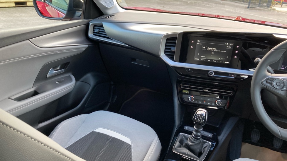 Vauxhall Mokka 1.2 Turbo 136 Design 5dr Petrol Hatchback - Image 14