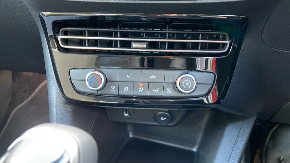 Vauxhall Mokka 1.2 Turbo 136 Design 5dr Petrol Hatchback - Image 23