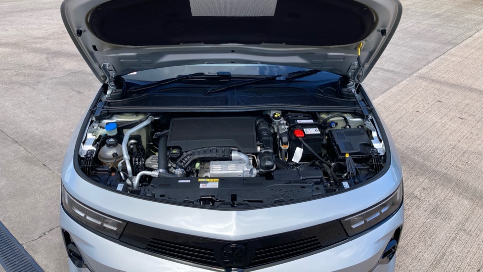 Vauxhall Astra 1.2 Turbo 130 GS 5dr Petrol Hatchback - Image 8