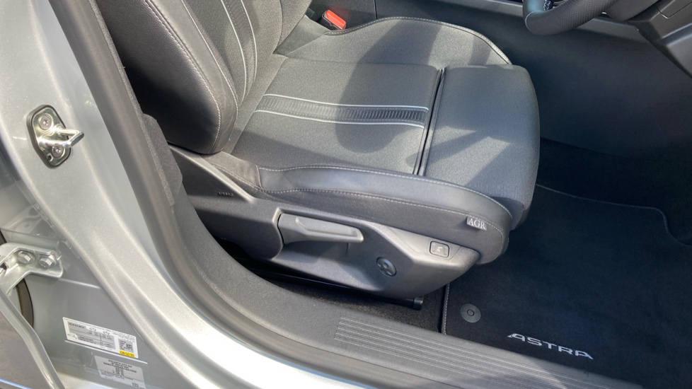 Vauxhall Astra 1.2 Turbo 130 GS 5dr Petrol Hatchback - Image 29