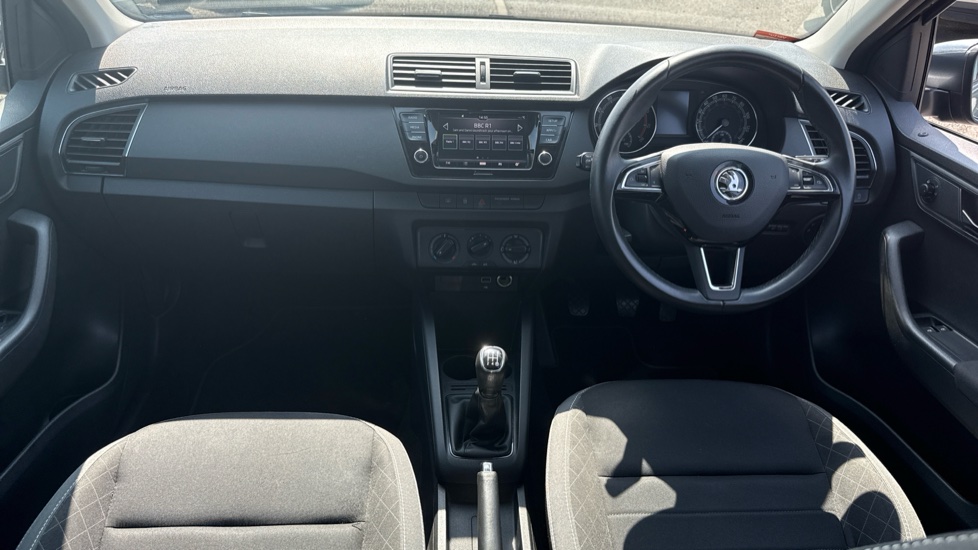 Skoda Fabia 1.0 MPI SE 5dr Petrol Hatchback - Image 10