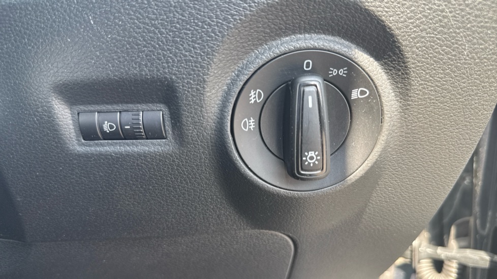 Skoda Fabia 1.0 MPI SE 5dr Petrol Hatchback - Image 24