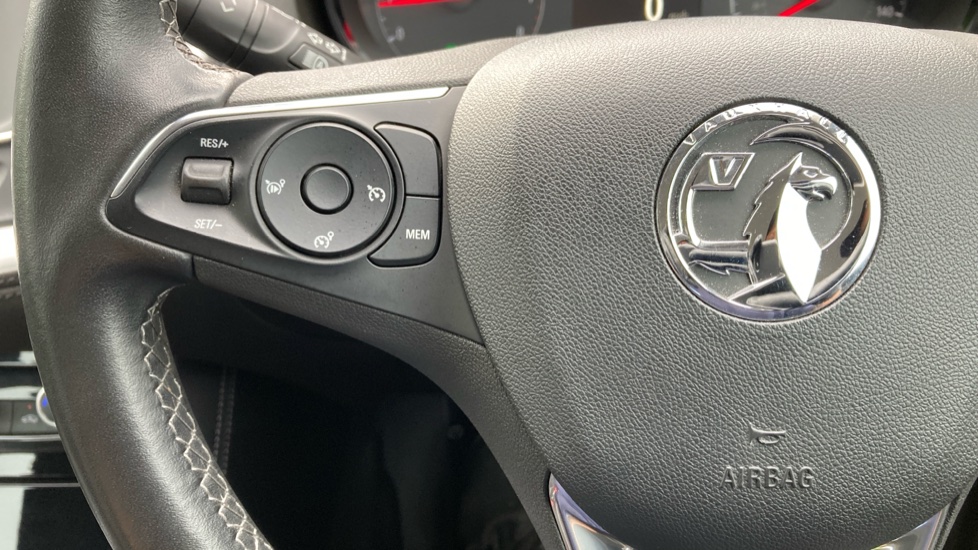 Vauxhall Grandland X 1.2 Turbo SE 5dr Petrol Hatchback - Image 21