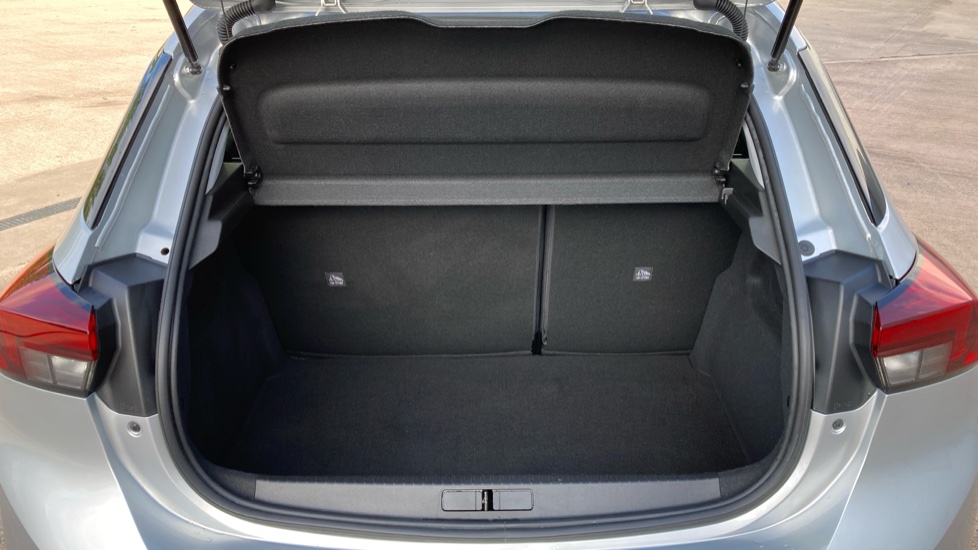 Vauxhall Corsa 1.2 Design 5dr Petrol Hatchback - Image 4