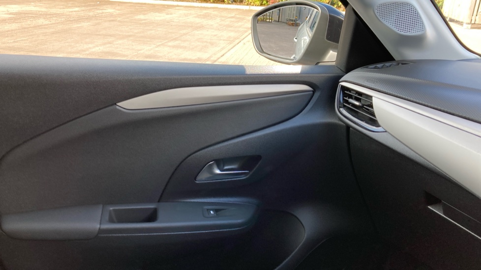 Vauxhall Corsa 1.2 Design 5dr Petrol Hatchback - Image 25